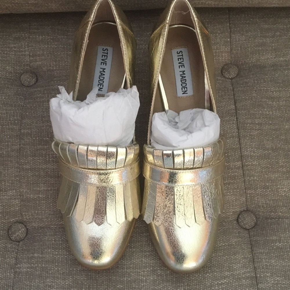Steve Madden Metallic Gold Fringe Loafers